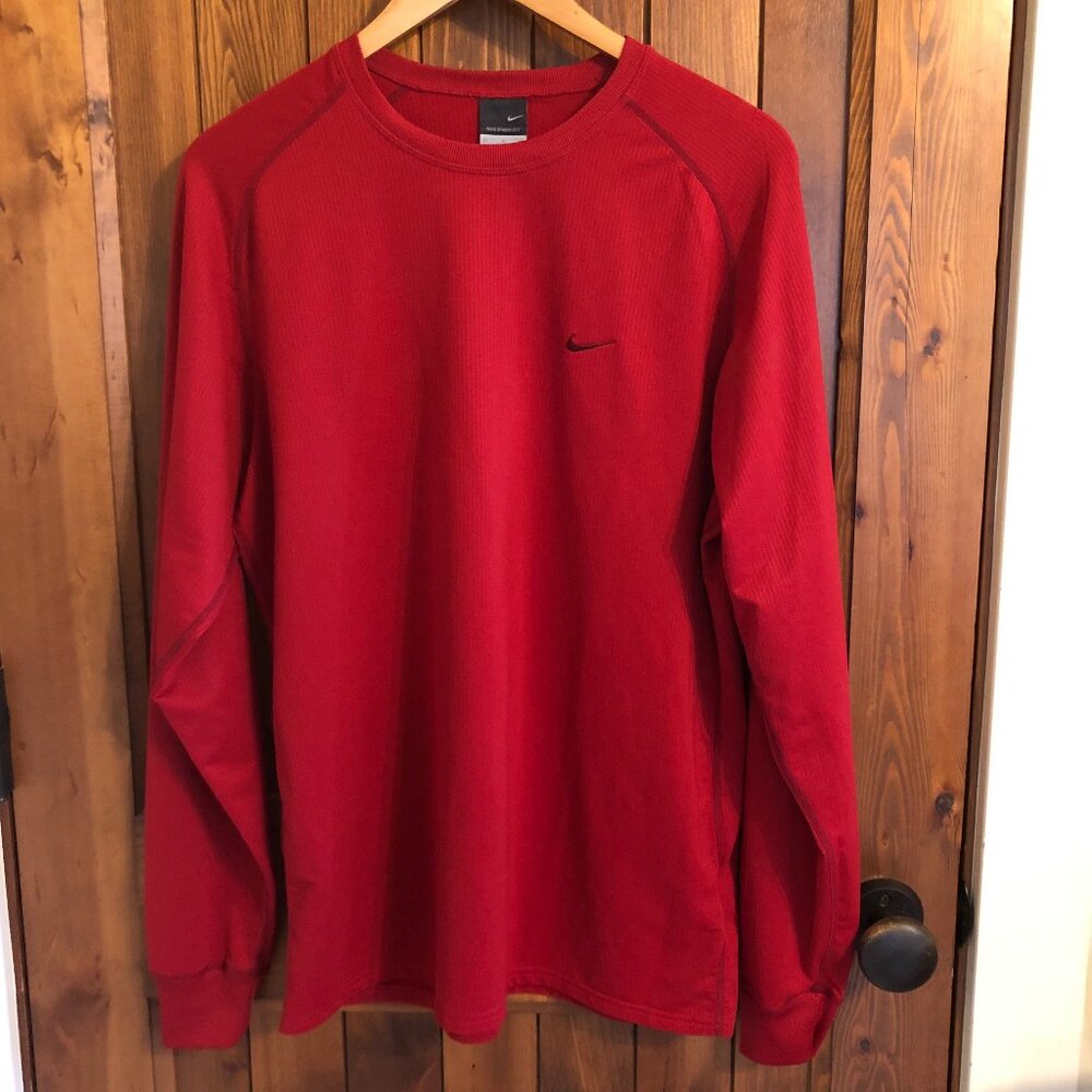 NIKE SPHERE DRY Red Long Sleeve Performance Workout Shirt